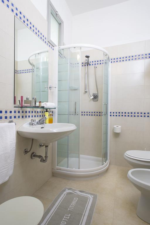 Hotel Titanus Bellaria-Igea Marina Zewnętrze zdjęcie